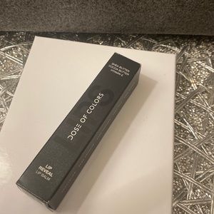 Shade peach squeeze tube lip balm